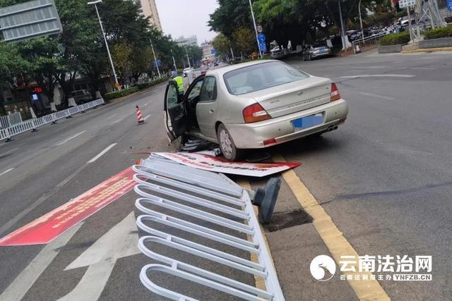 道路護(hù)欄