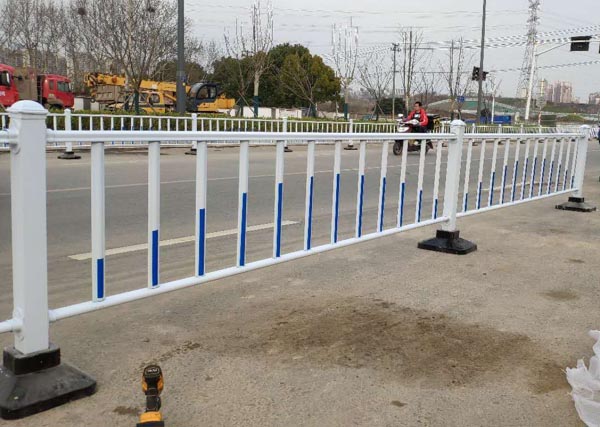 道路護欄
